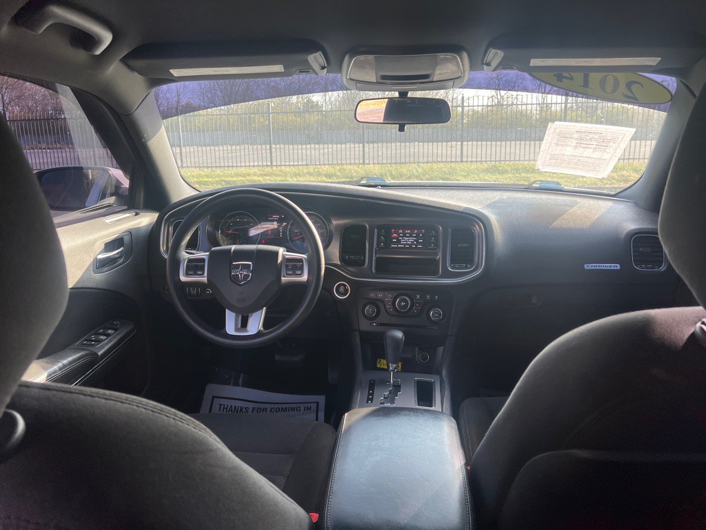 2014 Dodge Charger Image 18