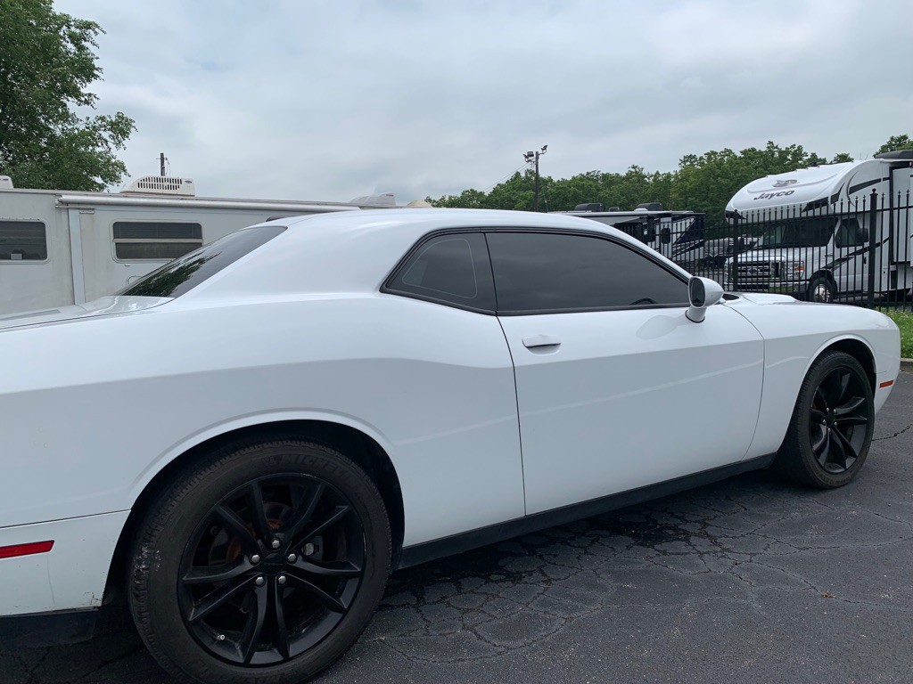 2016 Dodge Challenger Image 7