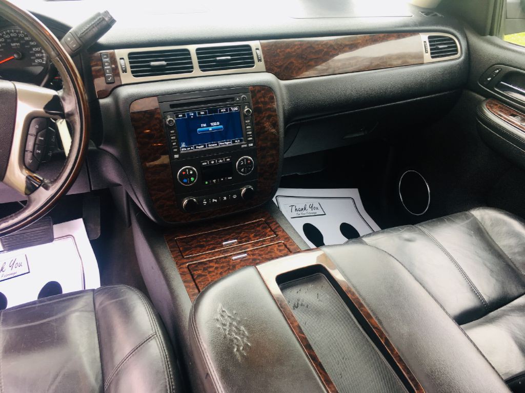 2008 GMC Yukon Image 19