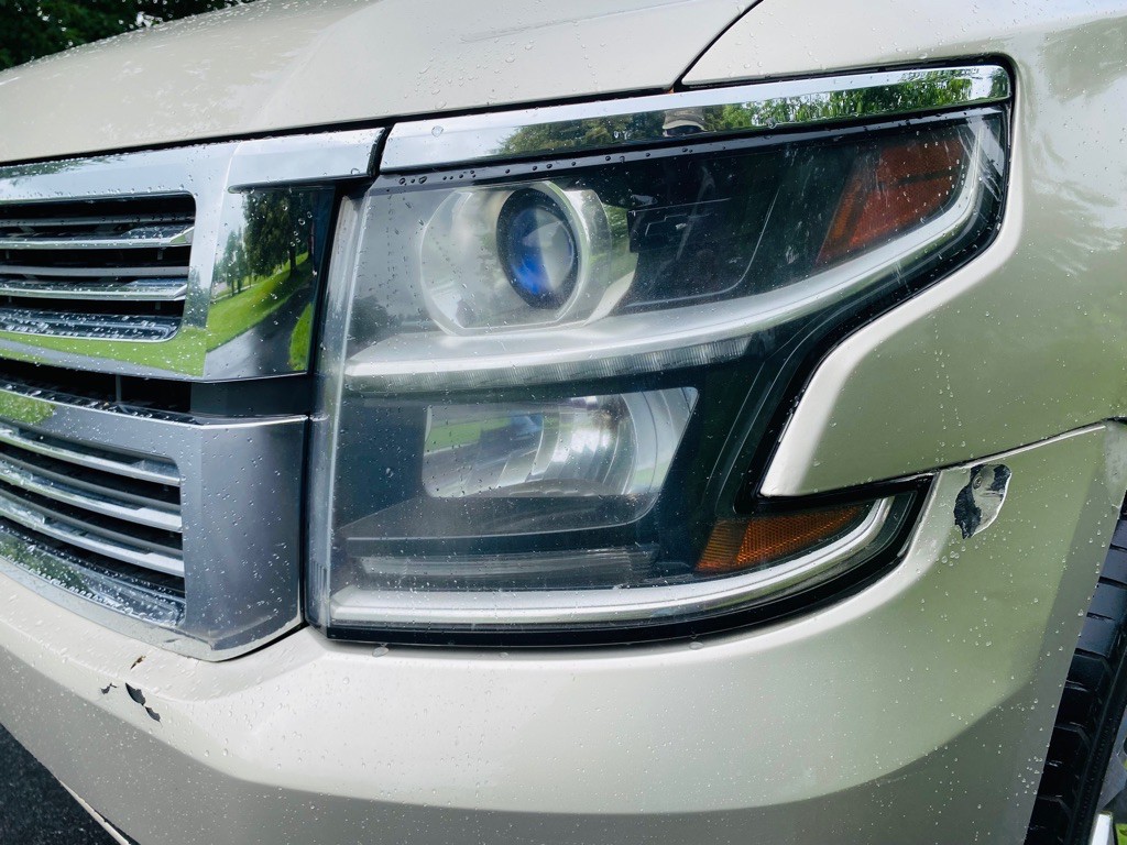 2015 Chevrolet Suburban Image 9