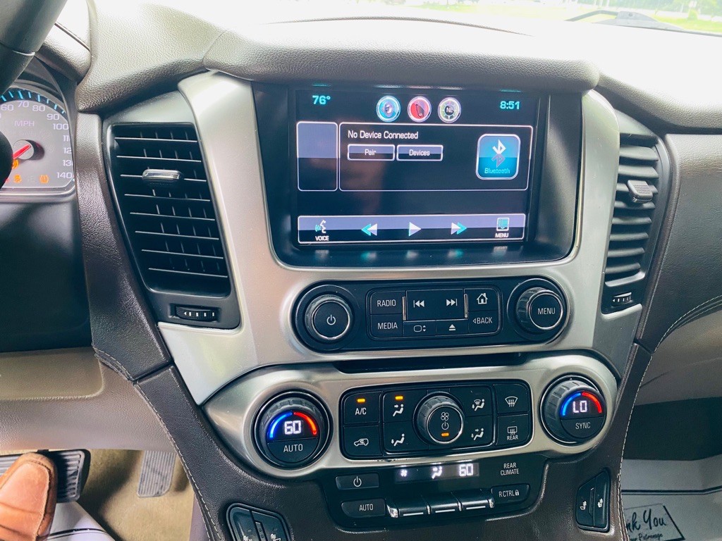 2015 Chevrolet Suburban Image 21