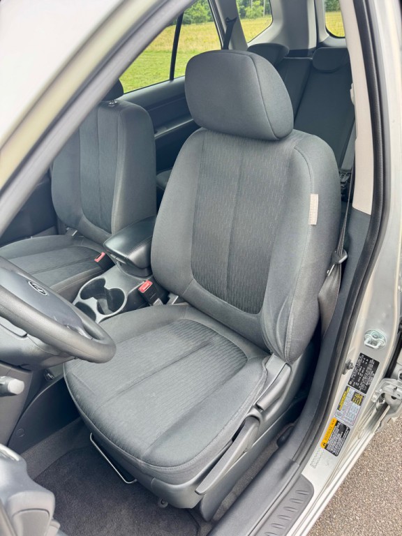 2009 Kia Rondo Image 11