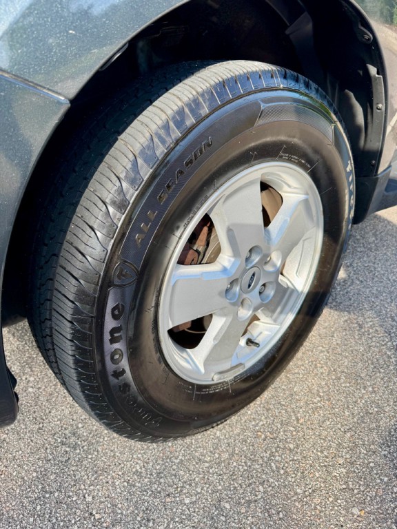 2008 Ford Escape Image 9