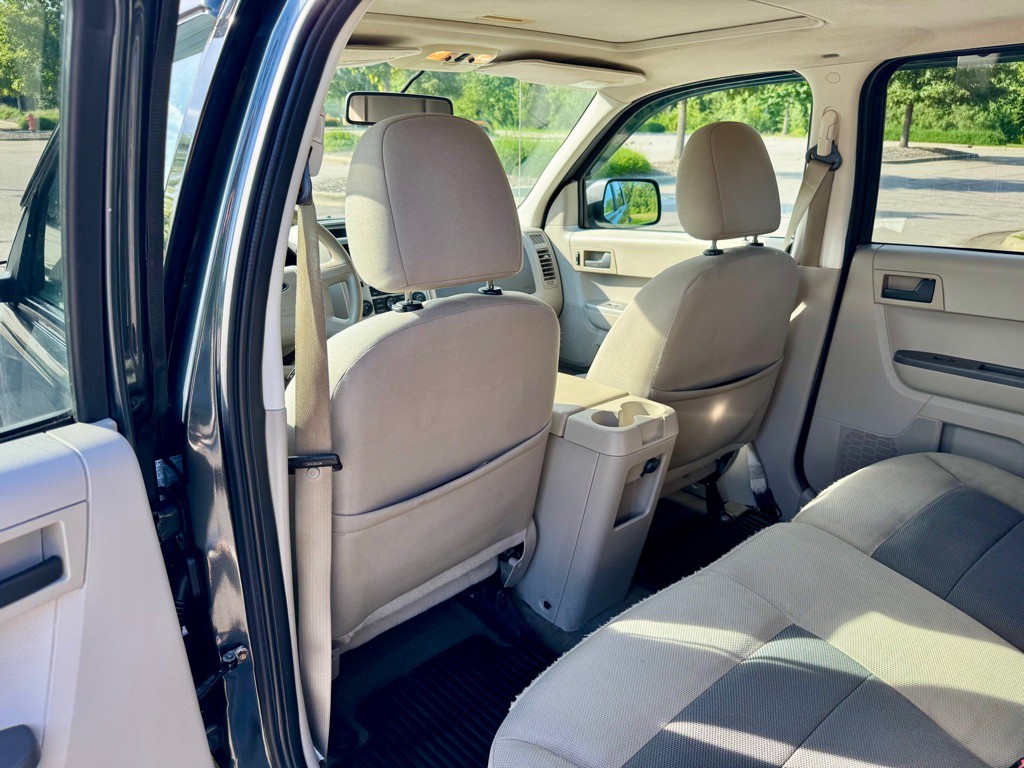 2008 Ford Escape Image 16