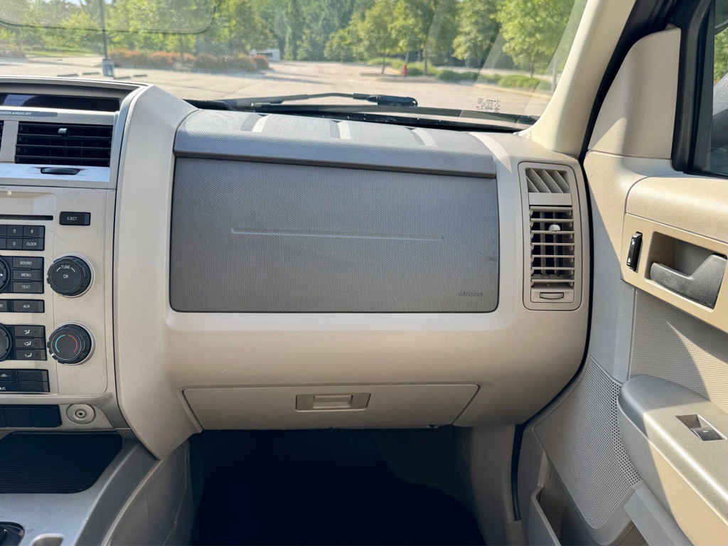 2008 Ford Escape Image 21
