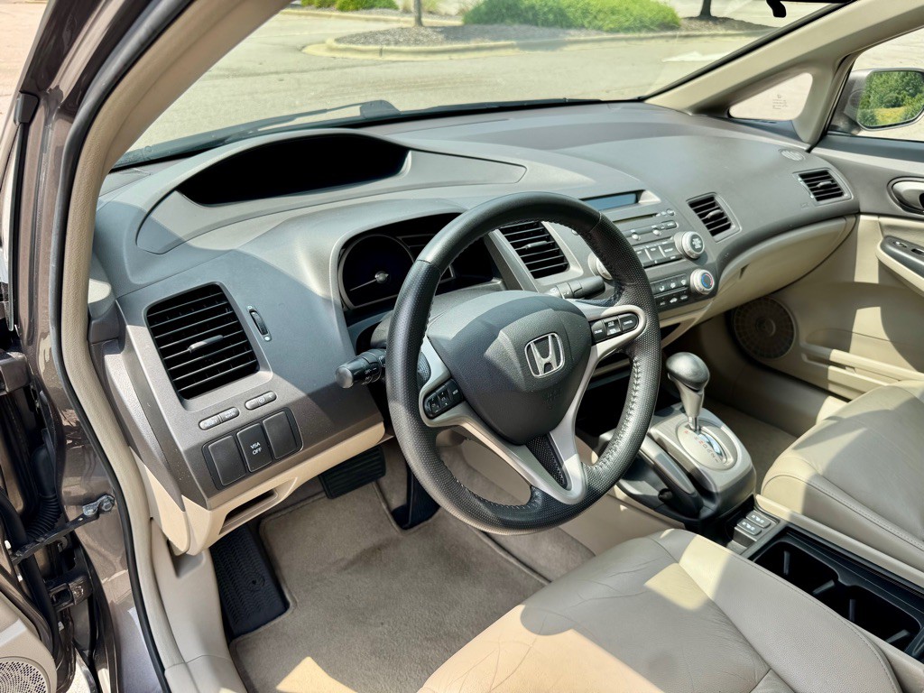 2010 Honda Civic Image 11