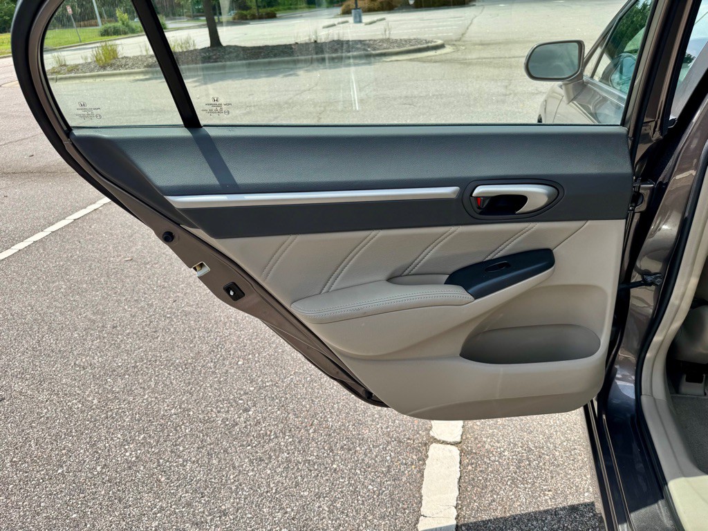 2010 Honda Civic Image 16