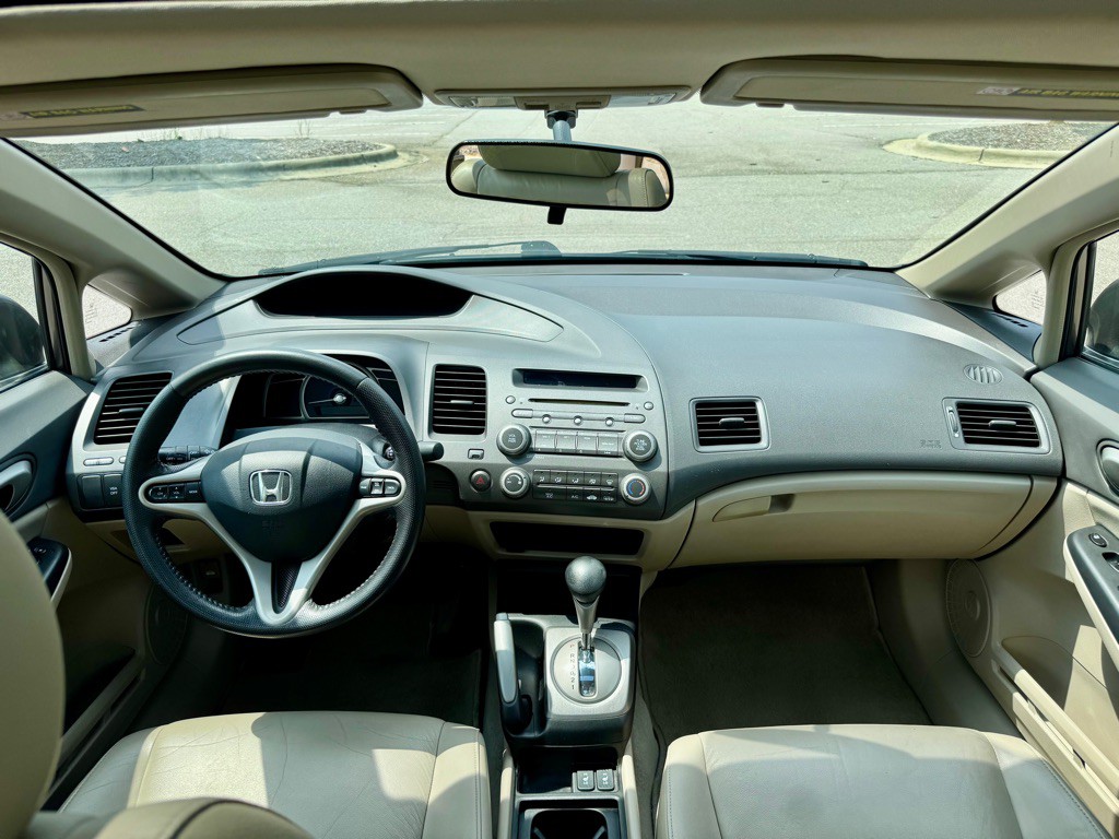 2010 Honda Civic Image 17