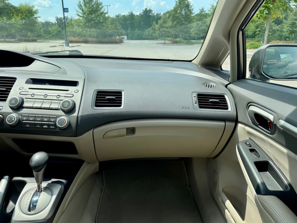 2010 Honda Civic Image 20