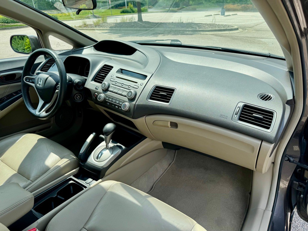 2010 Honda Civic Image 27