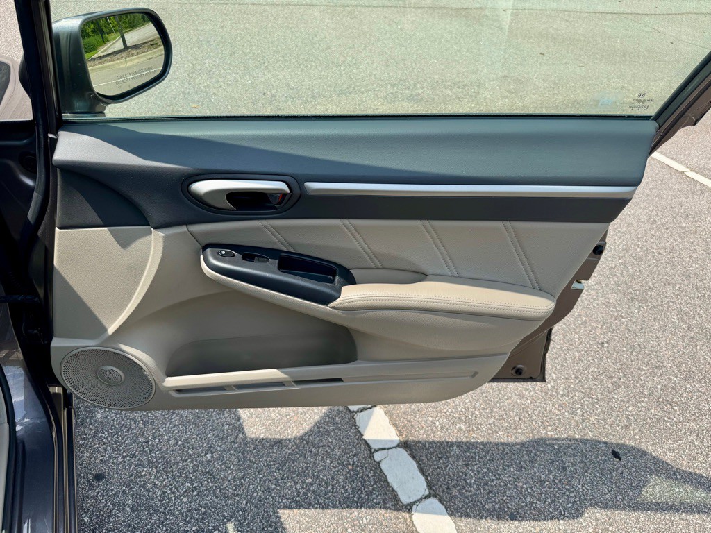 2010 Honda Civic Image 28