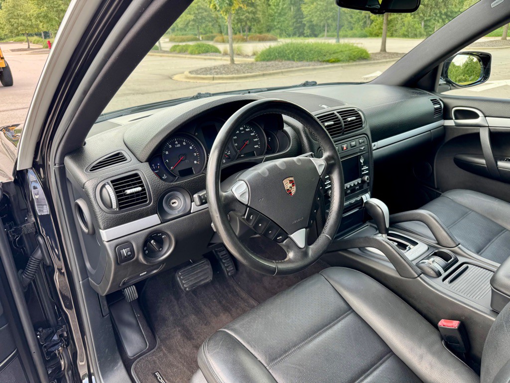 2009 Porsche Cayenne Image 12