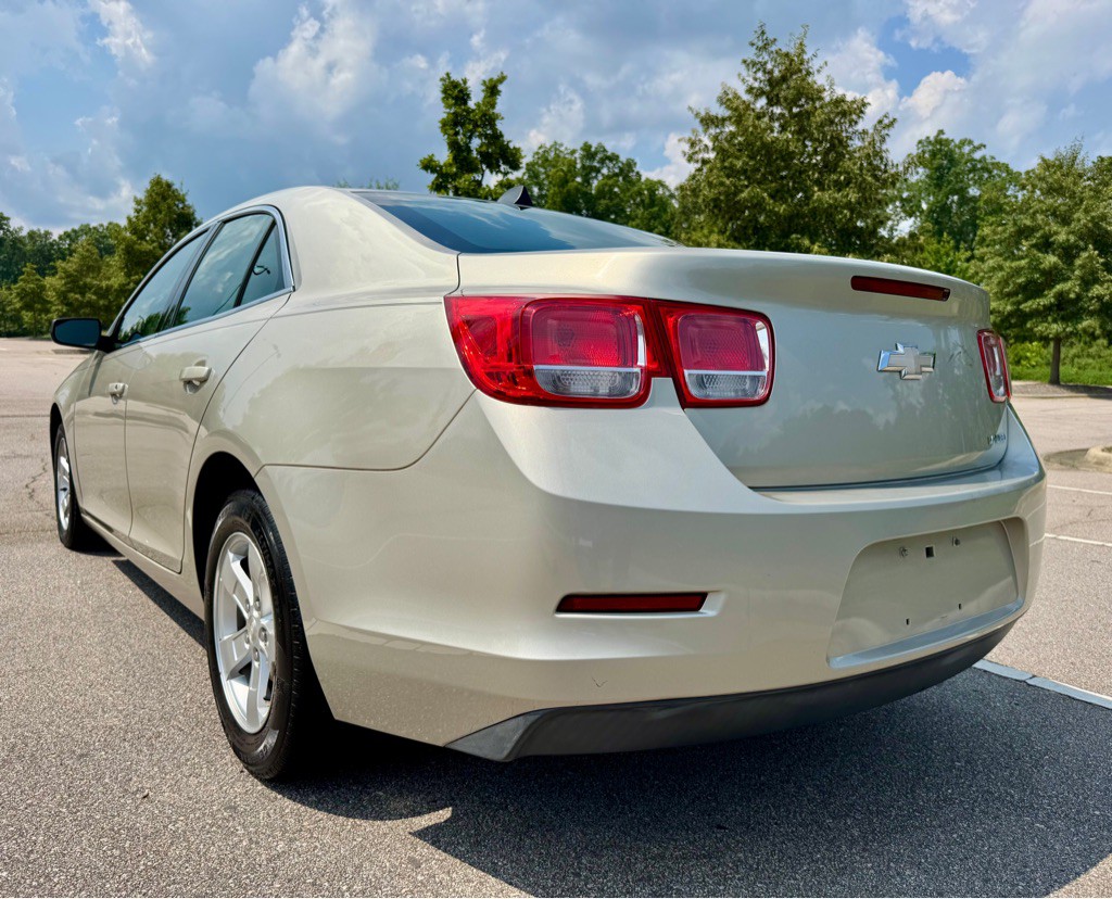 2013 Chevrolet Malibu Image 7