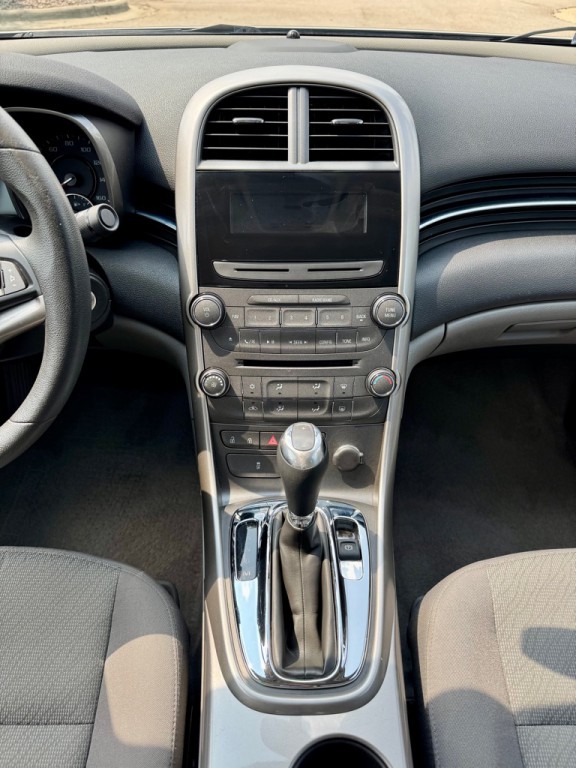2013 Chevrolet Malibu Image 19