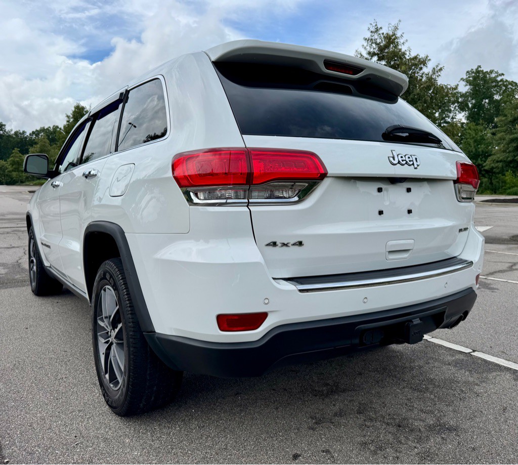 2017 Jeep Grand Cherokee Image 7