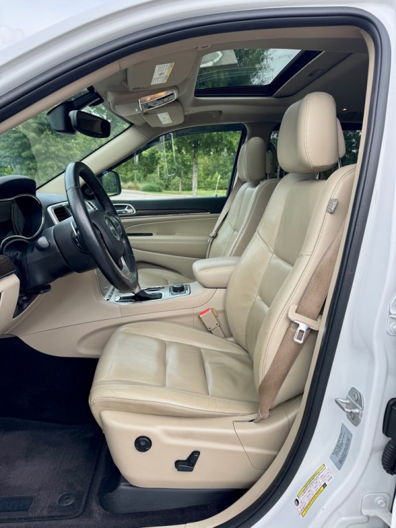 2017 Jeep Grand Cherokee Image 10