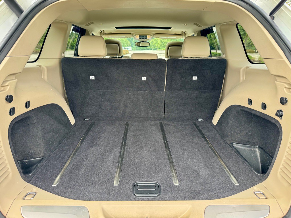 2017 Jeep Grand Cherokee Image 31