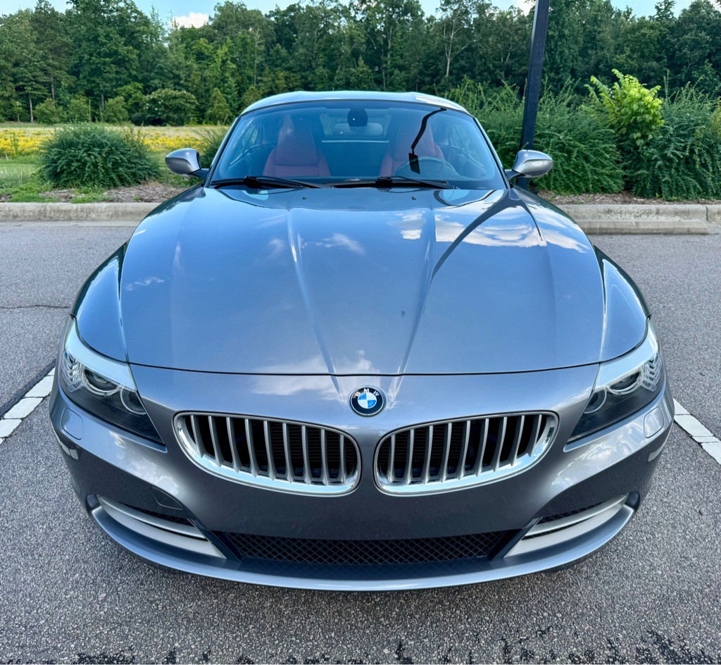 2009 BMW Z4 Image 2