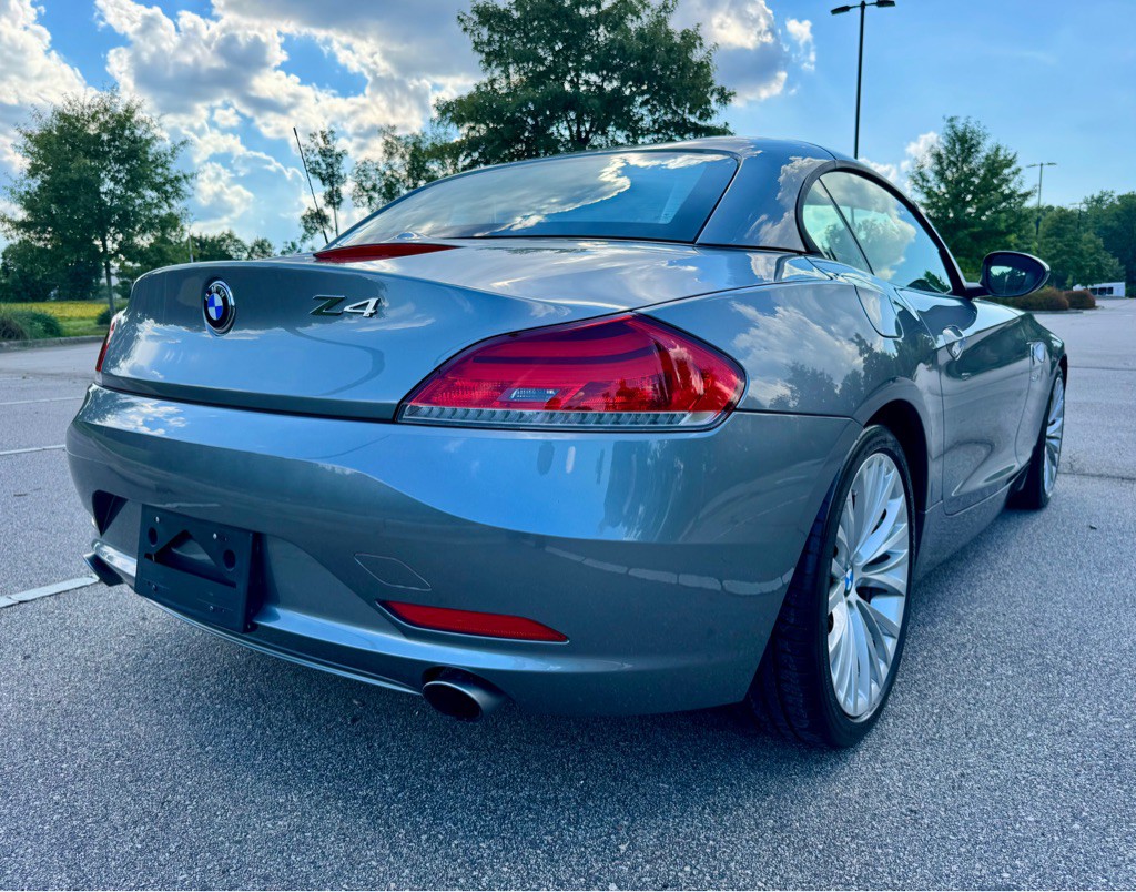 2009 BMW Z4 Image 5