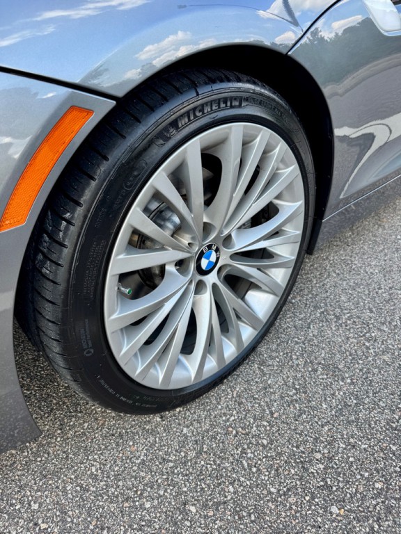 2009 BMW Z4 Image 9