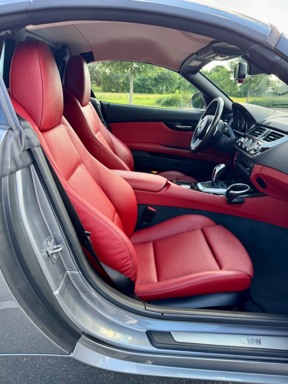 2009 BMW Z4 Image 14