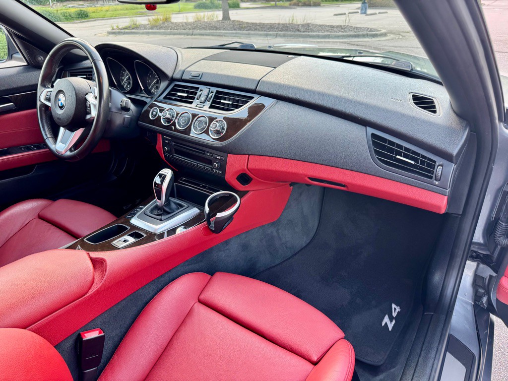 2009 BMW Z4 Image 16