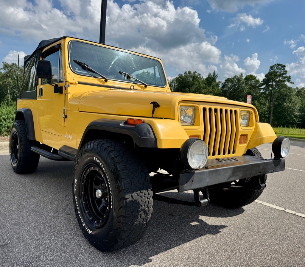 1987 Jeep Wrangler Image 3