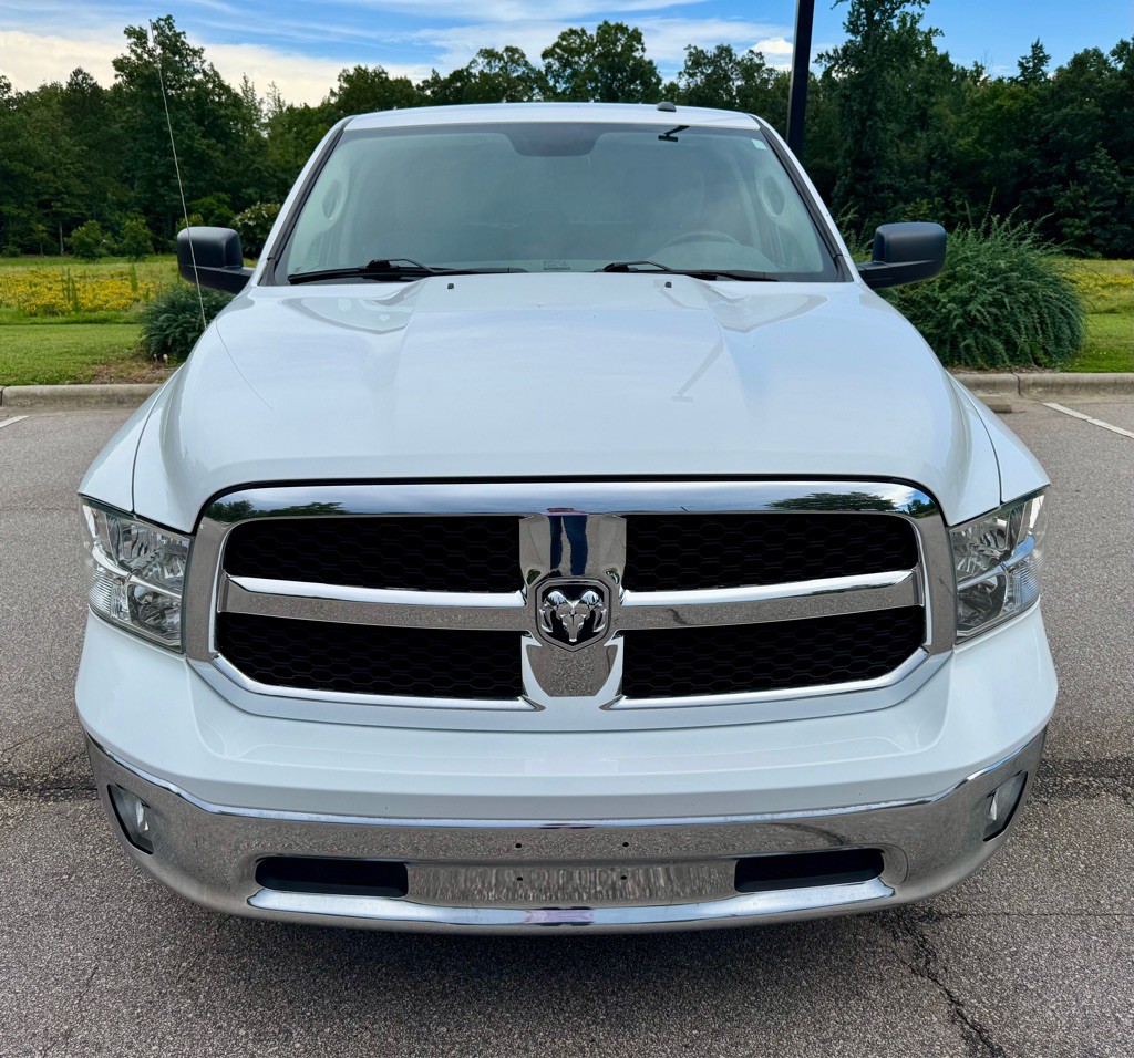 2020 RAM 1500 Image 2