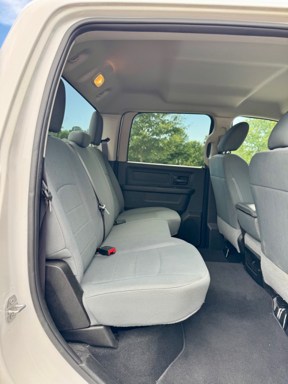 2020 RAM 1500 Image 18