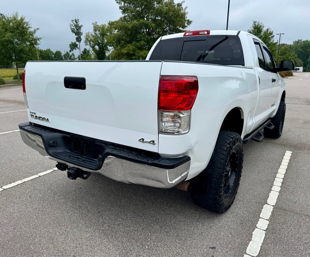 2010 Toyota Tundra Image 5