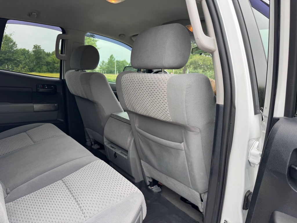 2010 Toyota Tundra Image 20