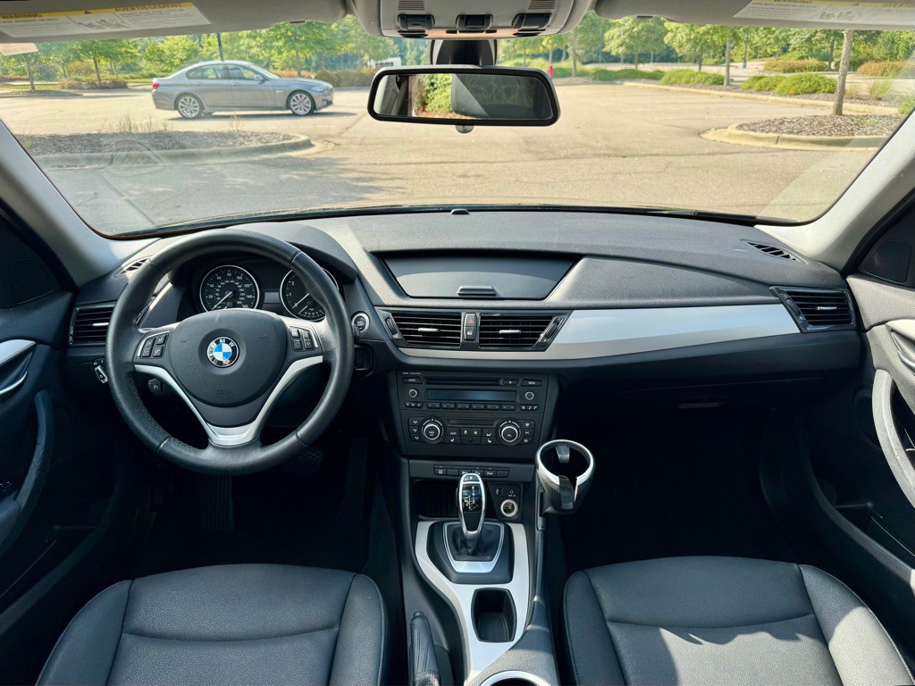 2015 BMW X1 Image 16