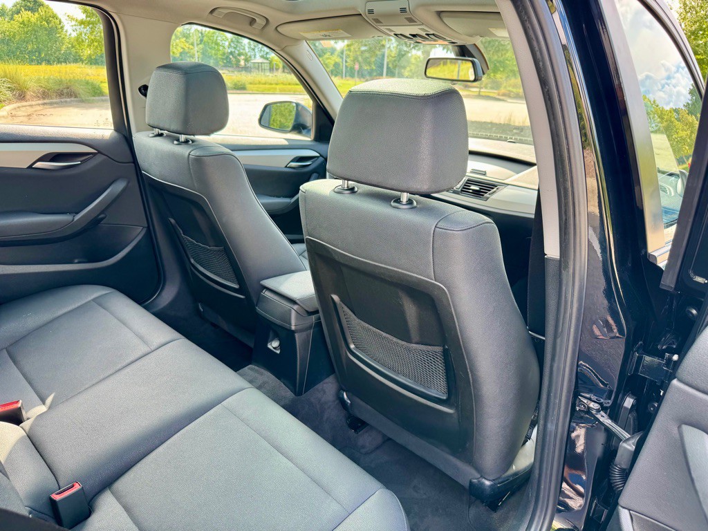 2015 BMW X1 Image 21