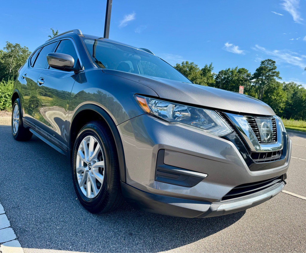 2017 Nissan Rogue Image 3