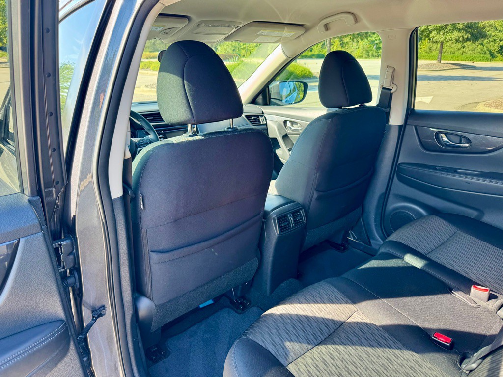 2017 Nissan Rogue Image 15