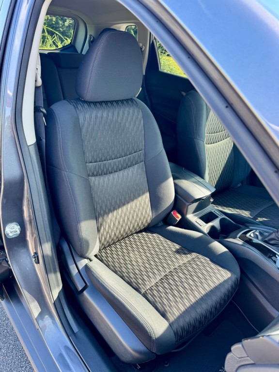2017 Nissan Rogue Image 26