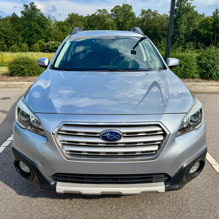 2015 Subaru Outback Image 2