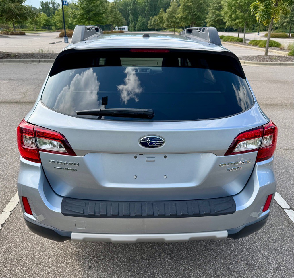 2015 Subaru Outback Image 6