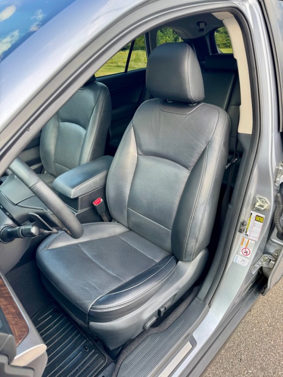 2015 Subaru Outback Image 10