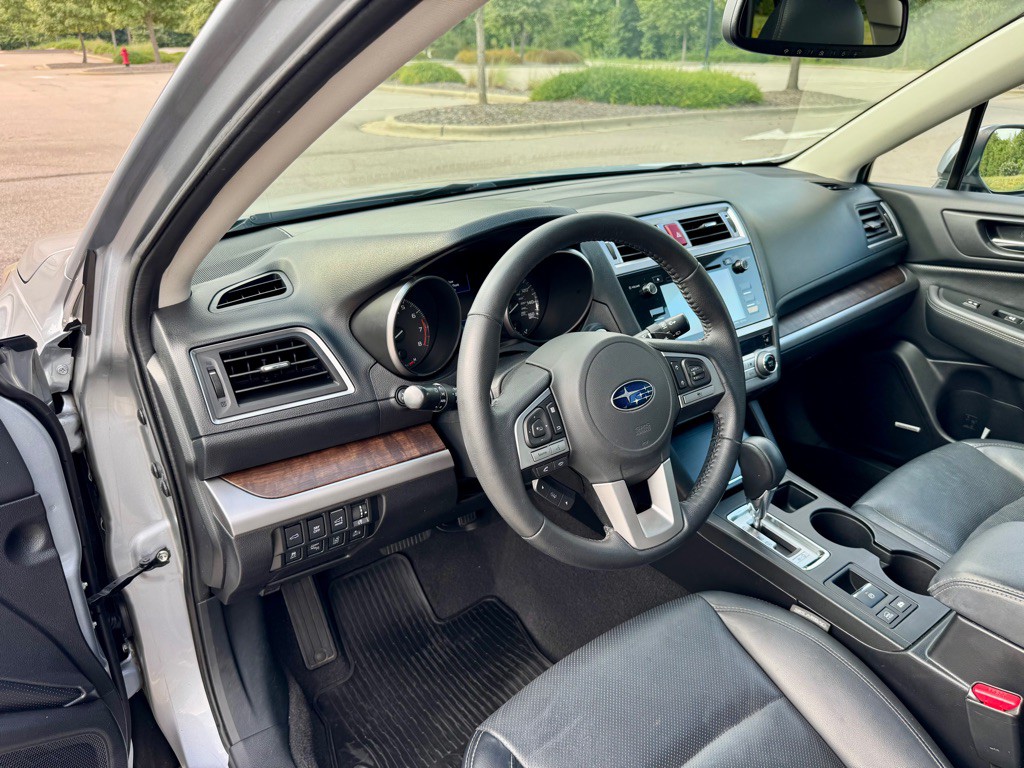 2015 Subaru Outback Image 11
