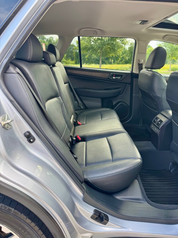2015 Subaru Outback Image 22