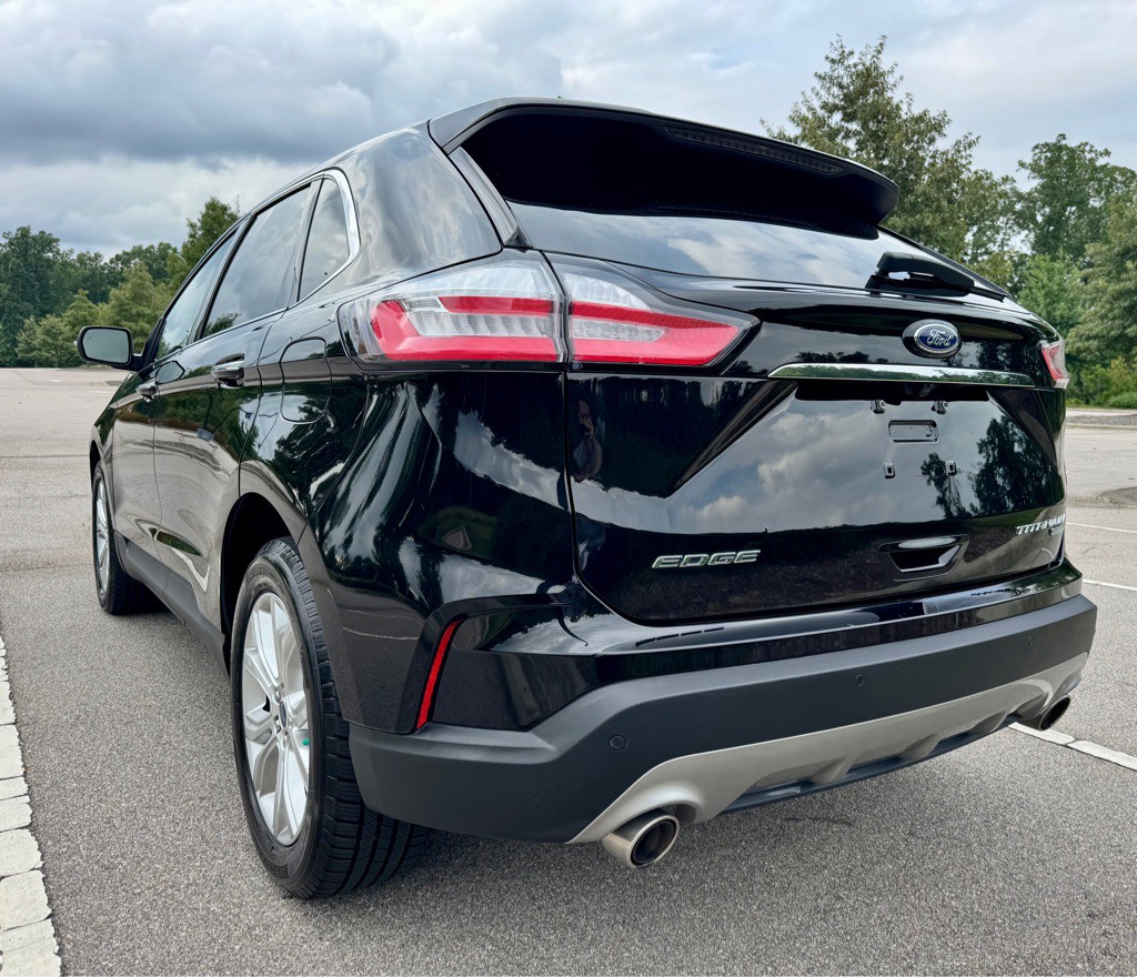 2020 Ford Edge Image 7