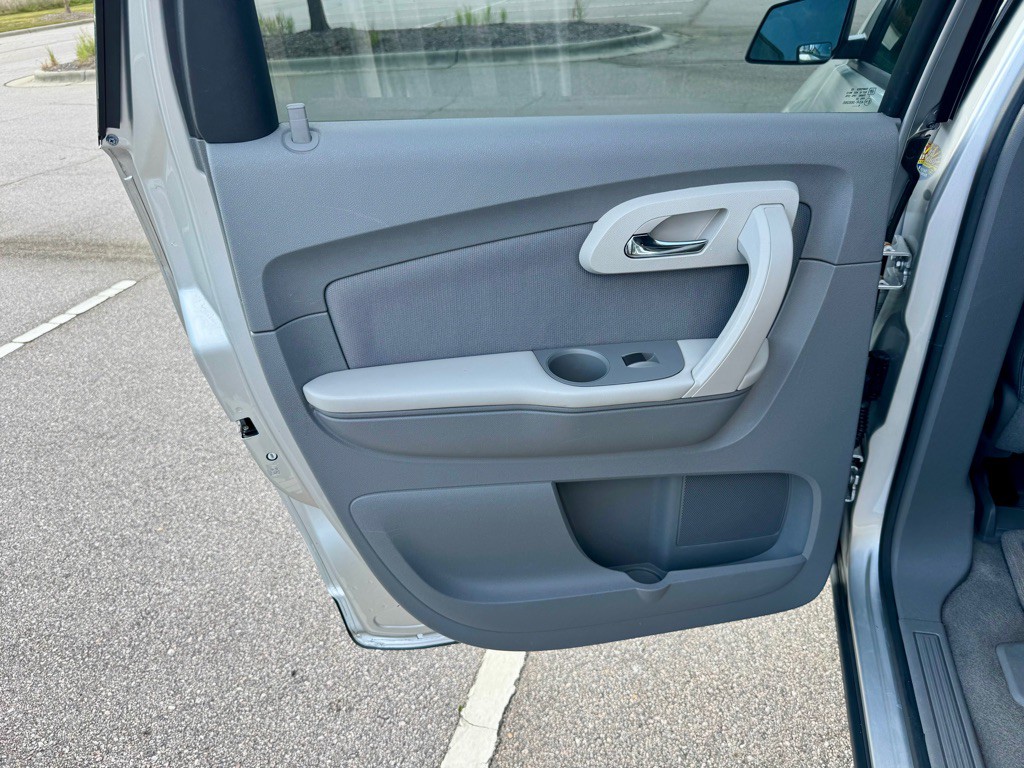 2009 Chevrolet Traverse Image 17