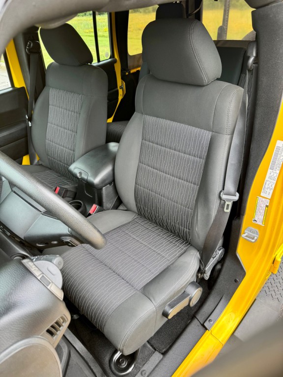 2011 Jeep Wrangler Unlimited Image 11