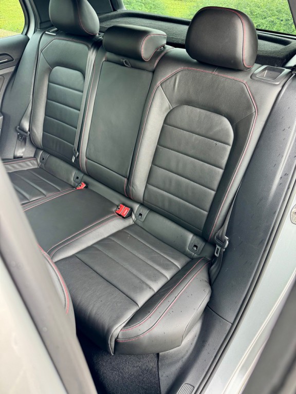 2016 Volkswagen GTI Image 14