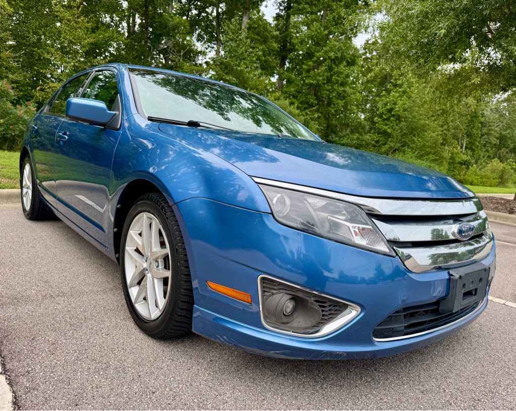 2010 Ford Fusion Image 3