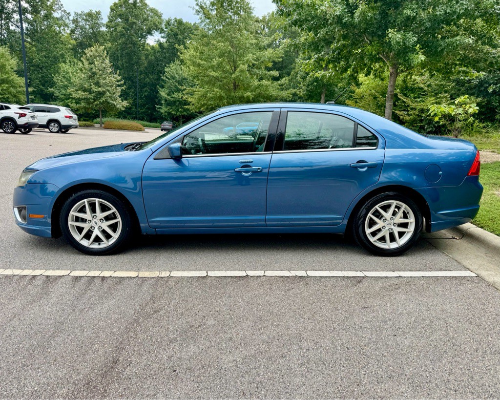 2010 Ford Fusion Image 8