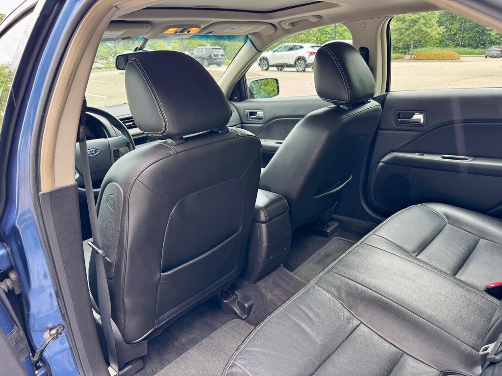 2010 Ford Fusion Image 14