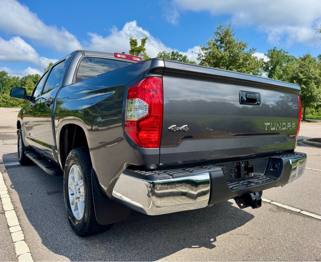 2020 Toyota Tundra Image 7