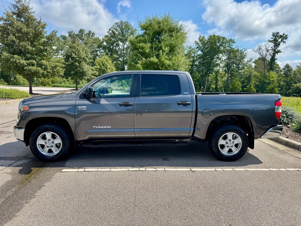 2020 Toyota Tundra Image 8